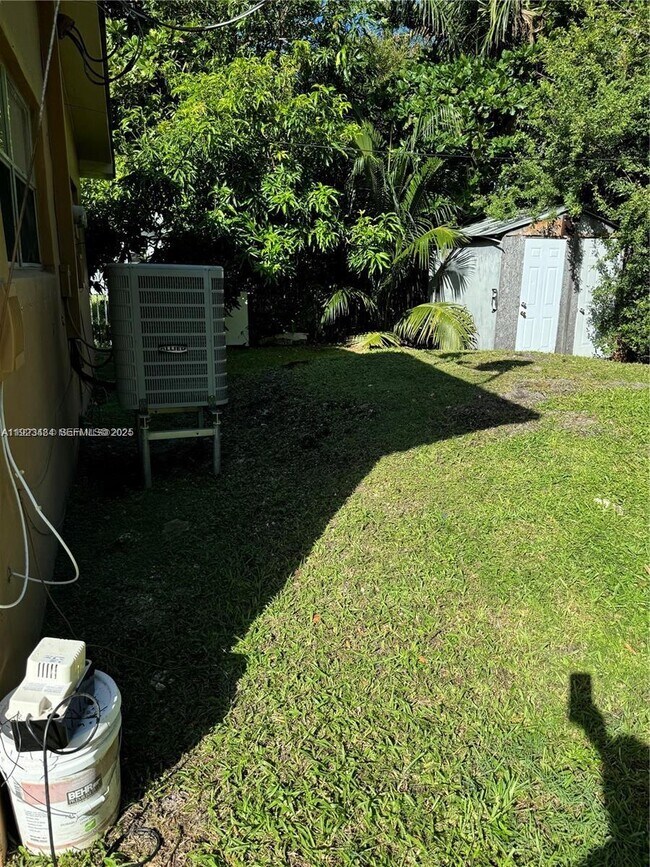 Building Photo - 1429 NE 118th Terrace