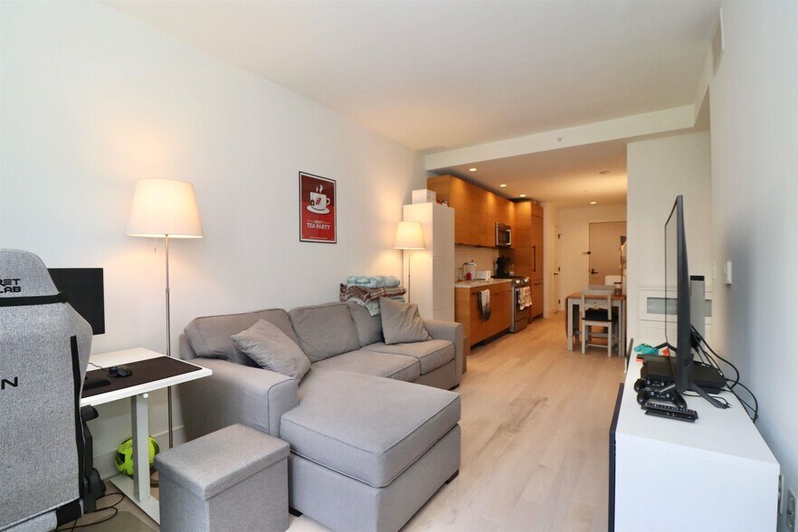 Building Photo - 10 Provost St