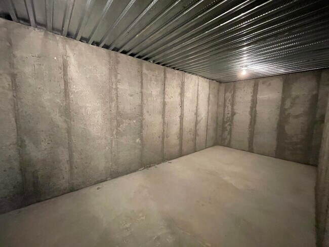 Building Photo - Mapleton Home