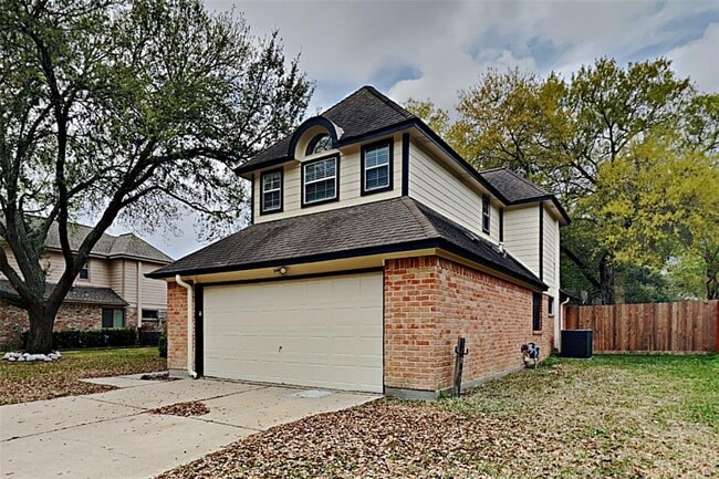 Primary Photo - 9903 Jockey Club Dr