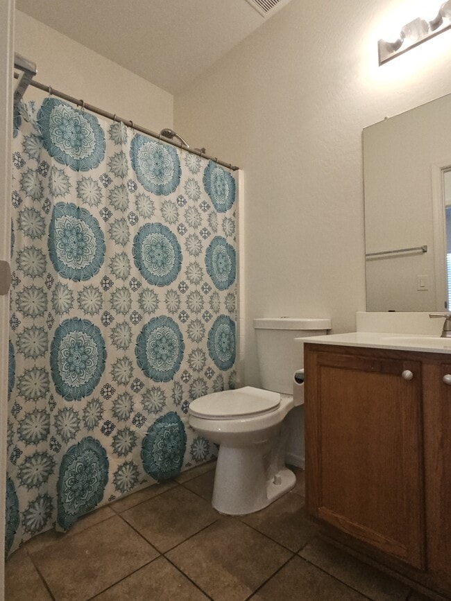 Building Photo - 2300 E Magma Rd