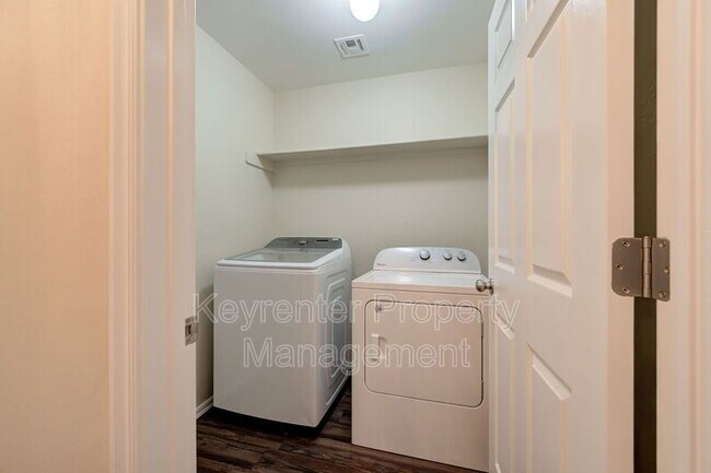 Building Photo - 11705 NW 133rd St