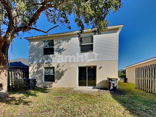 Building Photo - 6686 Gentle Oaks Dr E