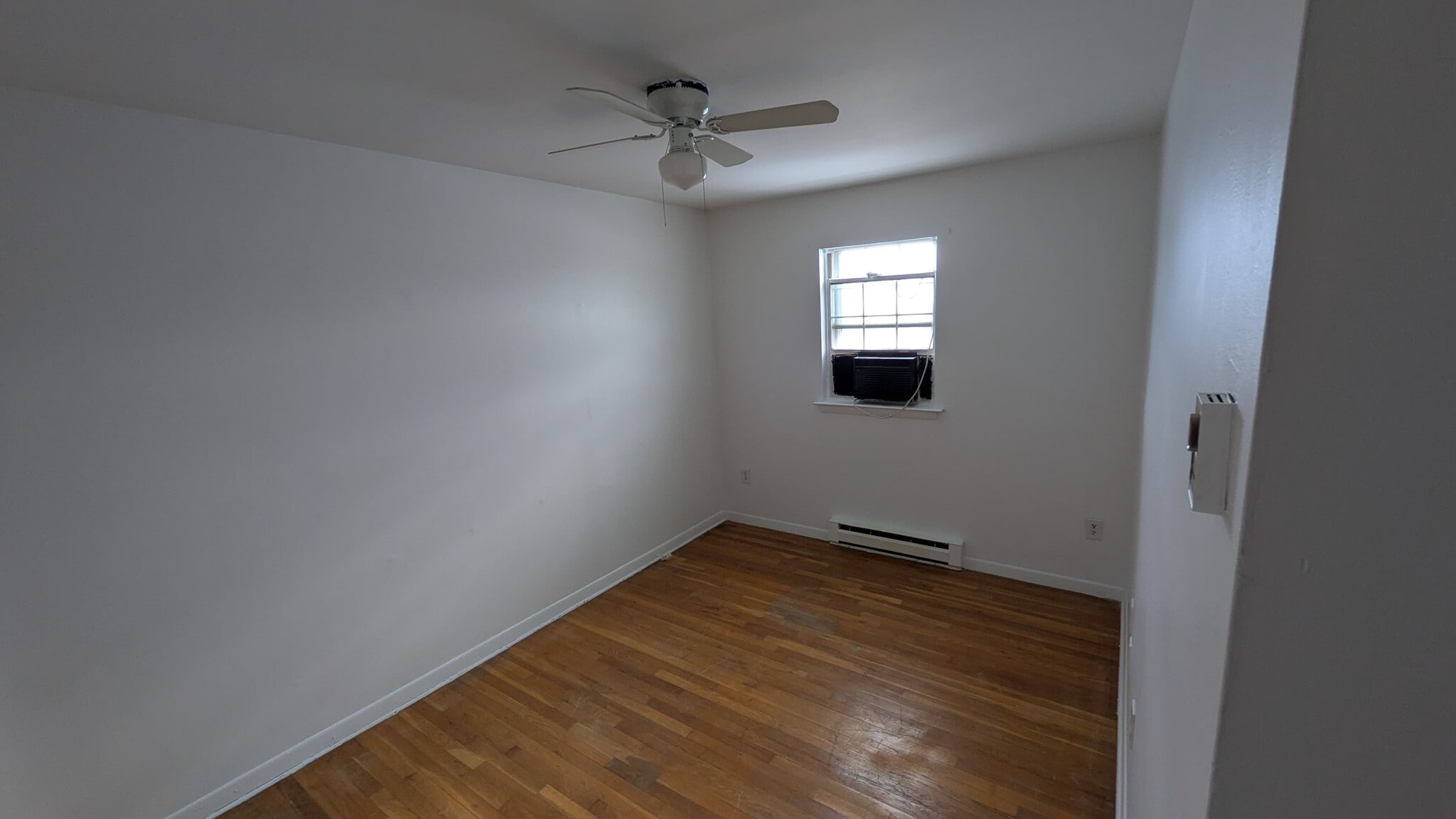 Building Photo - 36 Madison Ln