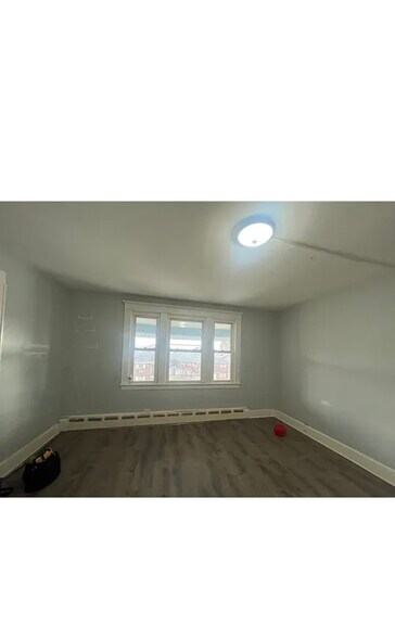 Building Photo - 161 Palisade Ave