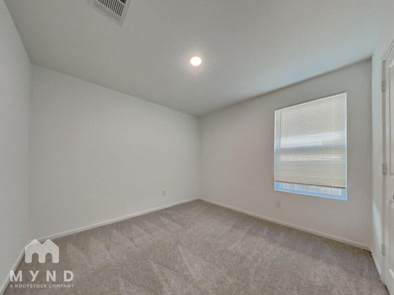 Building Photo - 14808 N Ascot Bnd Cir