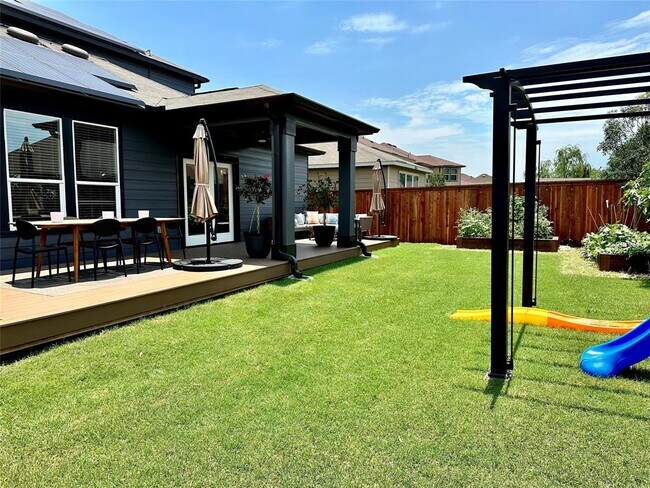 Building Photo - 8604 Capitol View Dr