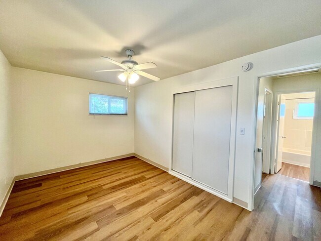 Building Photo - 2 Bedroom La Mesa Duplex with Yard, In-Unit Laundry, and Garage!