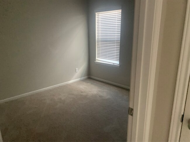 Building Photo - 6511 Wenlock Dr