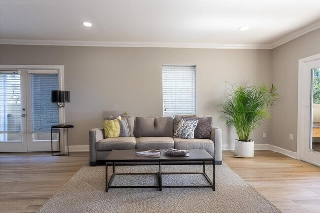 Building Photo - 300 Bella Harbor Ct