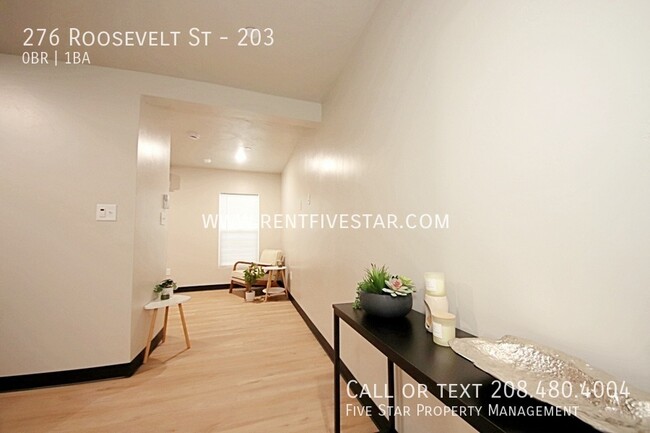 Building Photo - Furnished Studio Apartment at Gardner Plac...