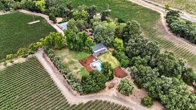 Building Photo - 4560 St Helena Hwy