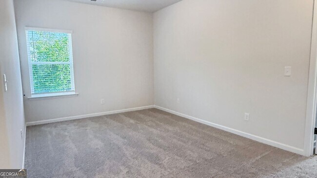 Building Photo - 800 Dundee Wy