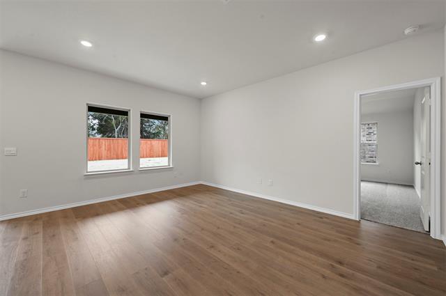 Building Photo - 2324 Burleson Rd