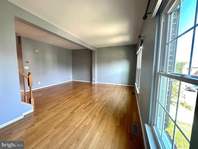 Building Photo - 11736 Batley Pl