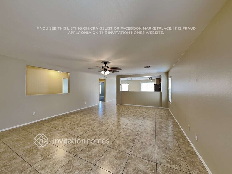 Building Photo - 11581 W Palo Verde Ave