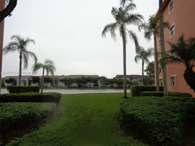 Building Photo - 701 SW 141st Ave