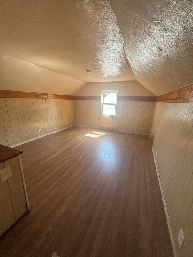 Building Photo - MAPLE HEGHTS 3 BEDROOM SINGLE (ROCKSIDE/DUNHAM)