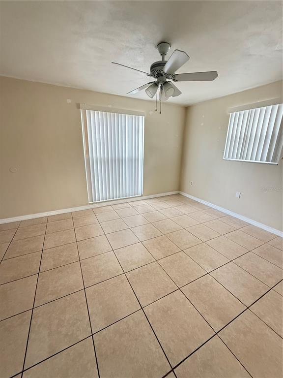 Building Photo - 4216 Hillsdale Dr