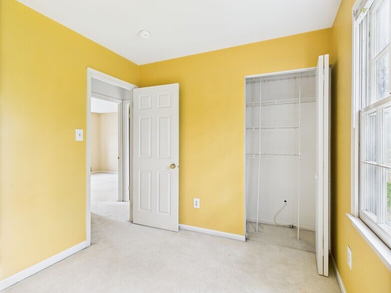 Building Photo - 1507 Skirmish Run Ct
