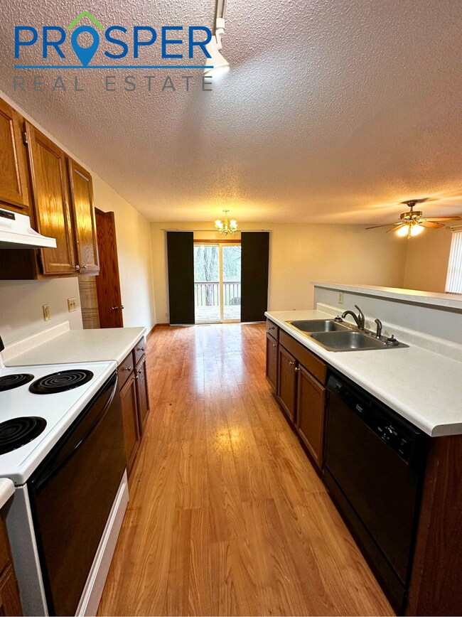 Building Photo - 2023 Mittelstadt Ln