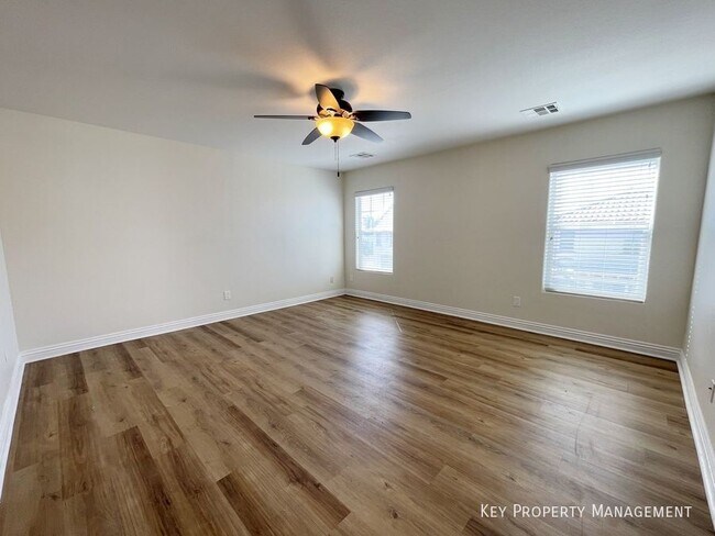 Building Photo - 2913 Big Mountain Ave