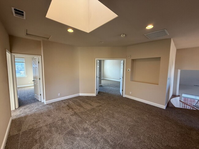 Building Photo - $4795 - Beautiful 5 Bedroom 3 Bath Home wi...