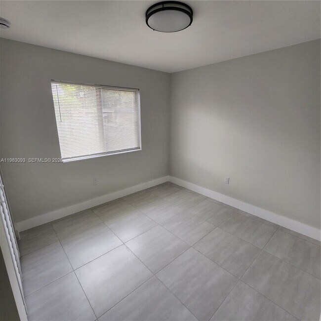 Building Photo - 1171 NW 66th St