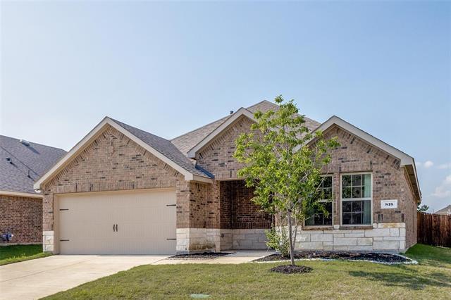 Building Photo - 816 Goldenrod Ln
