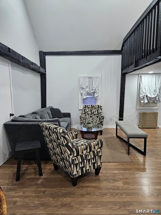 Building Photo - 901 Baldwin Rd