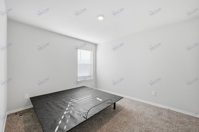 Building Photo - 1212 Briar Hl Dr