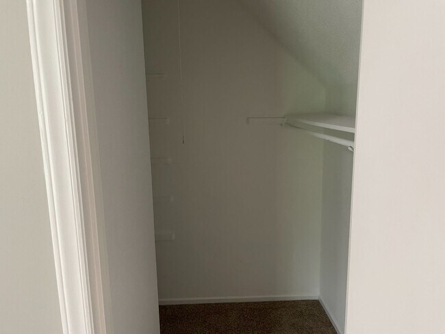 Building Photo - Close to Lexington Medical Center, University of South Carolina, I-26 and I-20