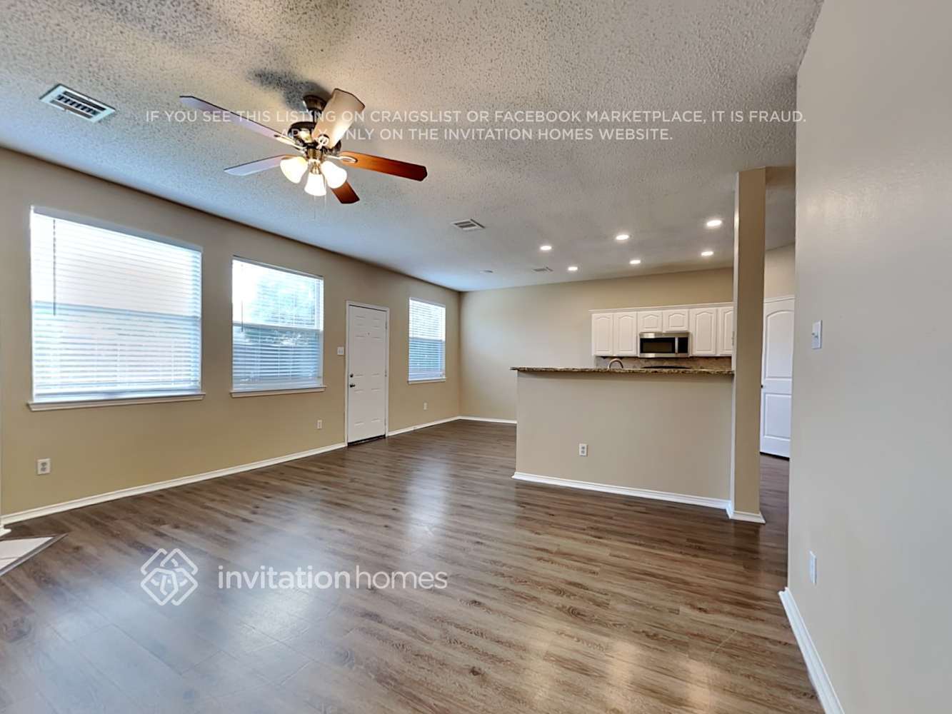 Building Photo - 1304 White Dove Ln