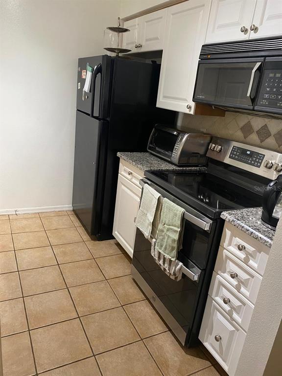 Building Photo - 1000 W Horatio St