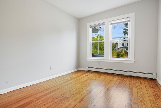 Building Photo - 102 Wooster St