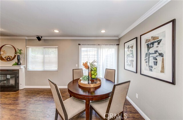 Building Photo - 5481 Villa Way
