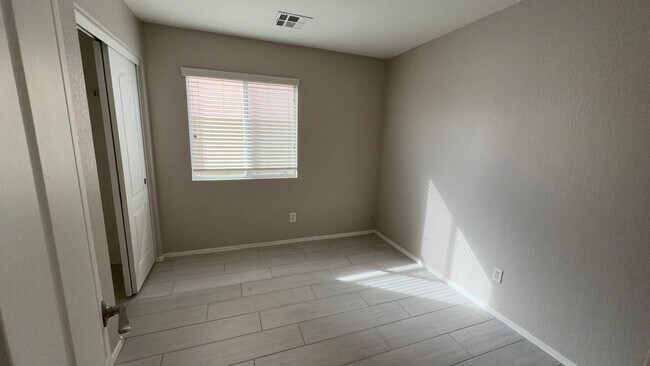 Building Photo - Newly Renovated Corner Lot Home