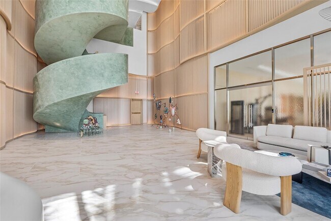 Building Photo - 900 N Ocean Blvd