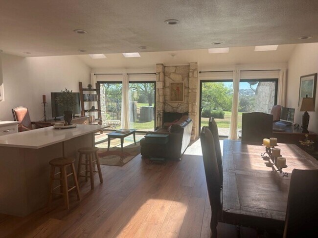 Building Photo - 109 Sunshine Ct