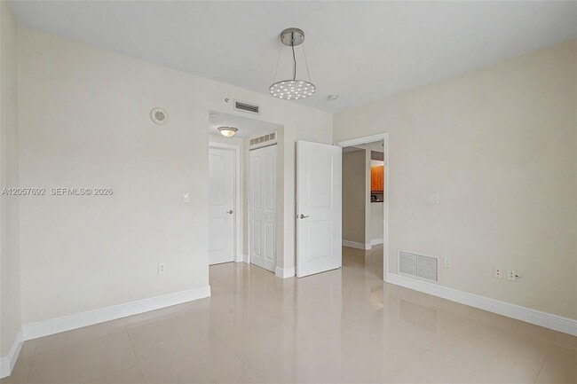 Building Photo - 7350 SW 89th St