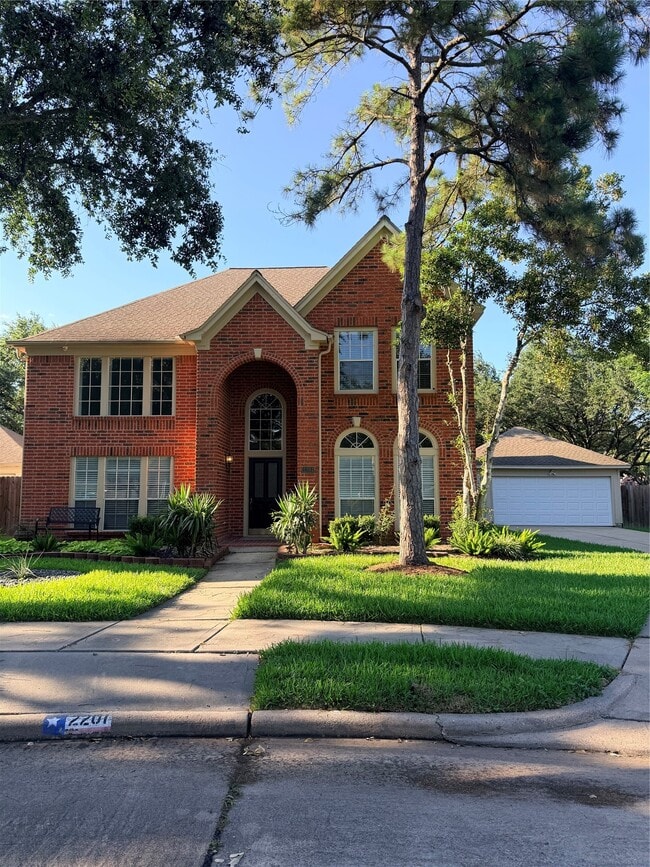 Building Photo - 2201 Summer Reef Dr