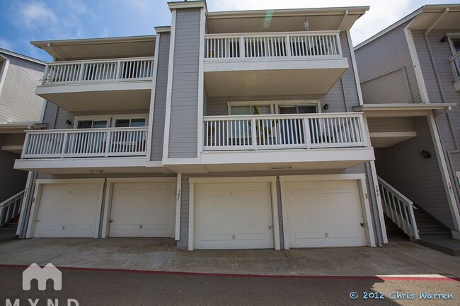 Primary Photo - 107 Mangano Cir