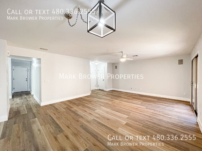 Building Photo - 971 W Desert Sky Dr