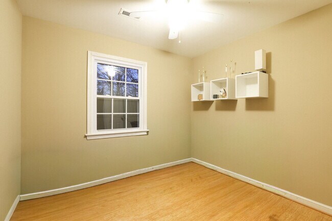 Building Photo - Welcome Home!