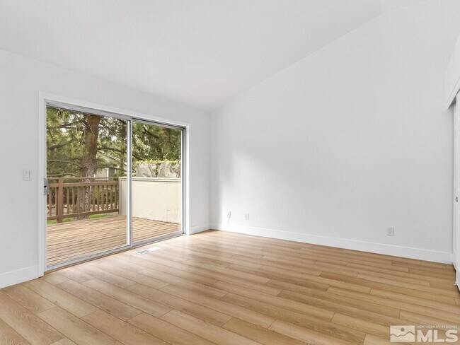 Building Photo - 3223 Alum Creek Ct