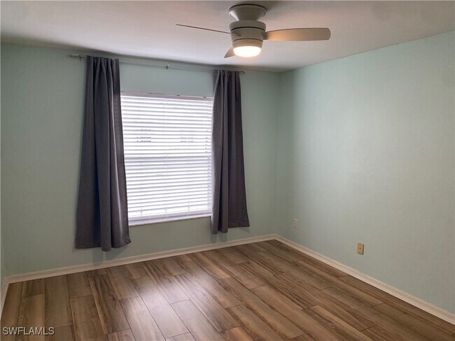 Building Photo - 3785 Fieldstone Blvd