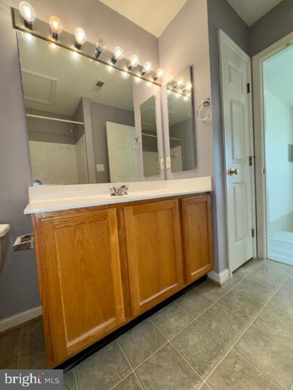 Building Photo - 202 Fox Trail