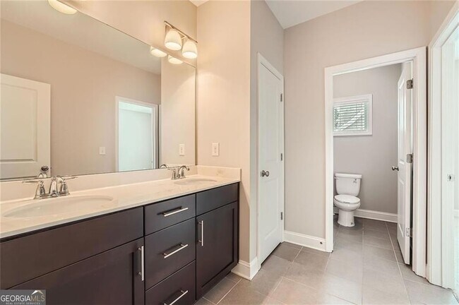 Building Photo - 18 Hardpan Aly