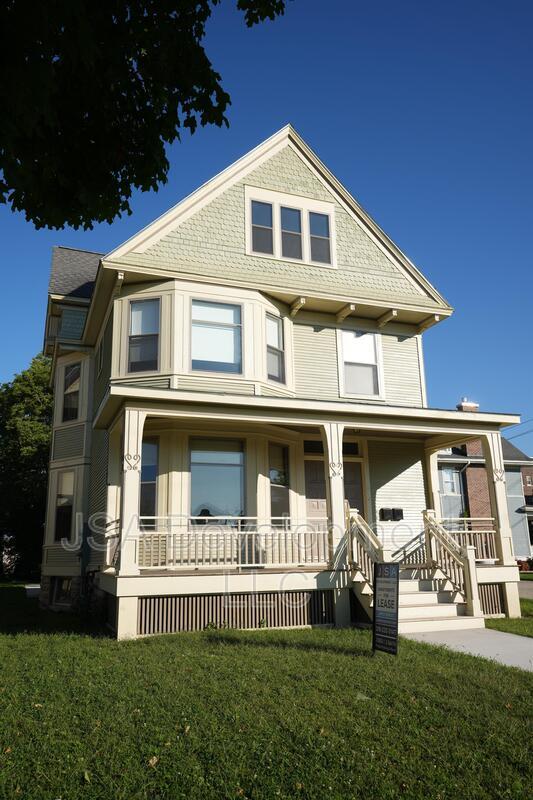 Building Photo - 519 E 3rd St