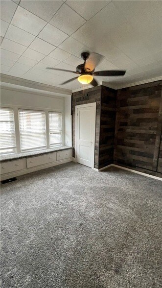 Building Photo - 247 Cedar Ave